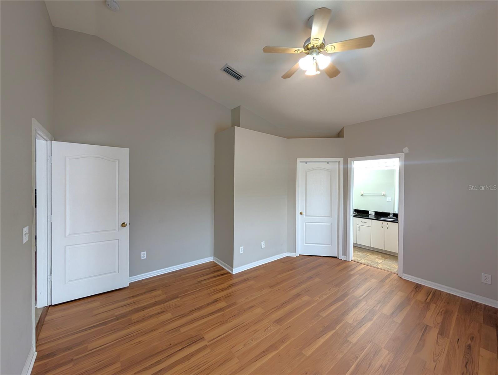 913 STALLION WAY, Valrico, FL 33594