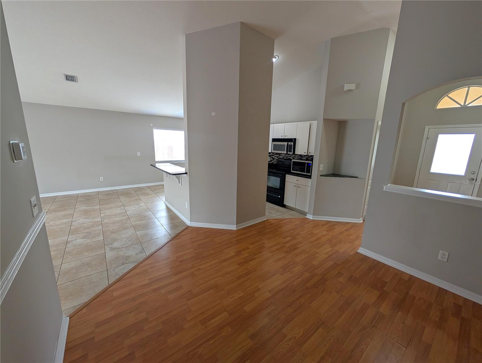 913 STALLION WAY, Valrico, FL 33594