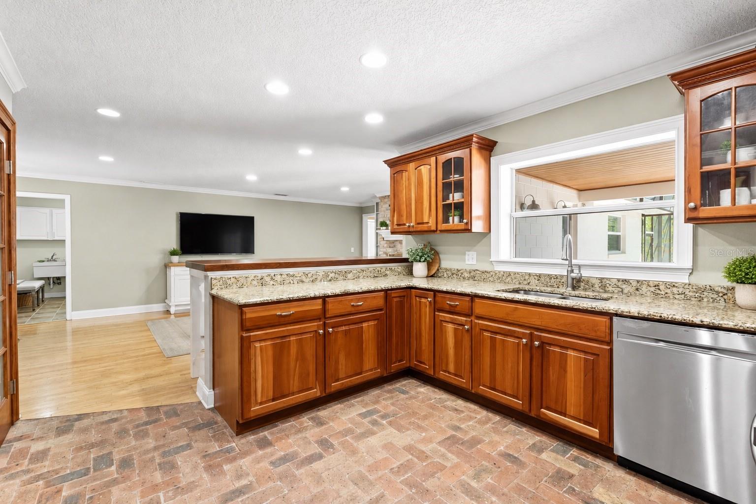 4066 SUMMERWOOD AVENUE, Orlando, FL 32812