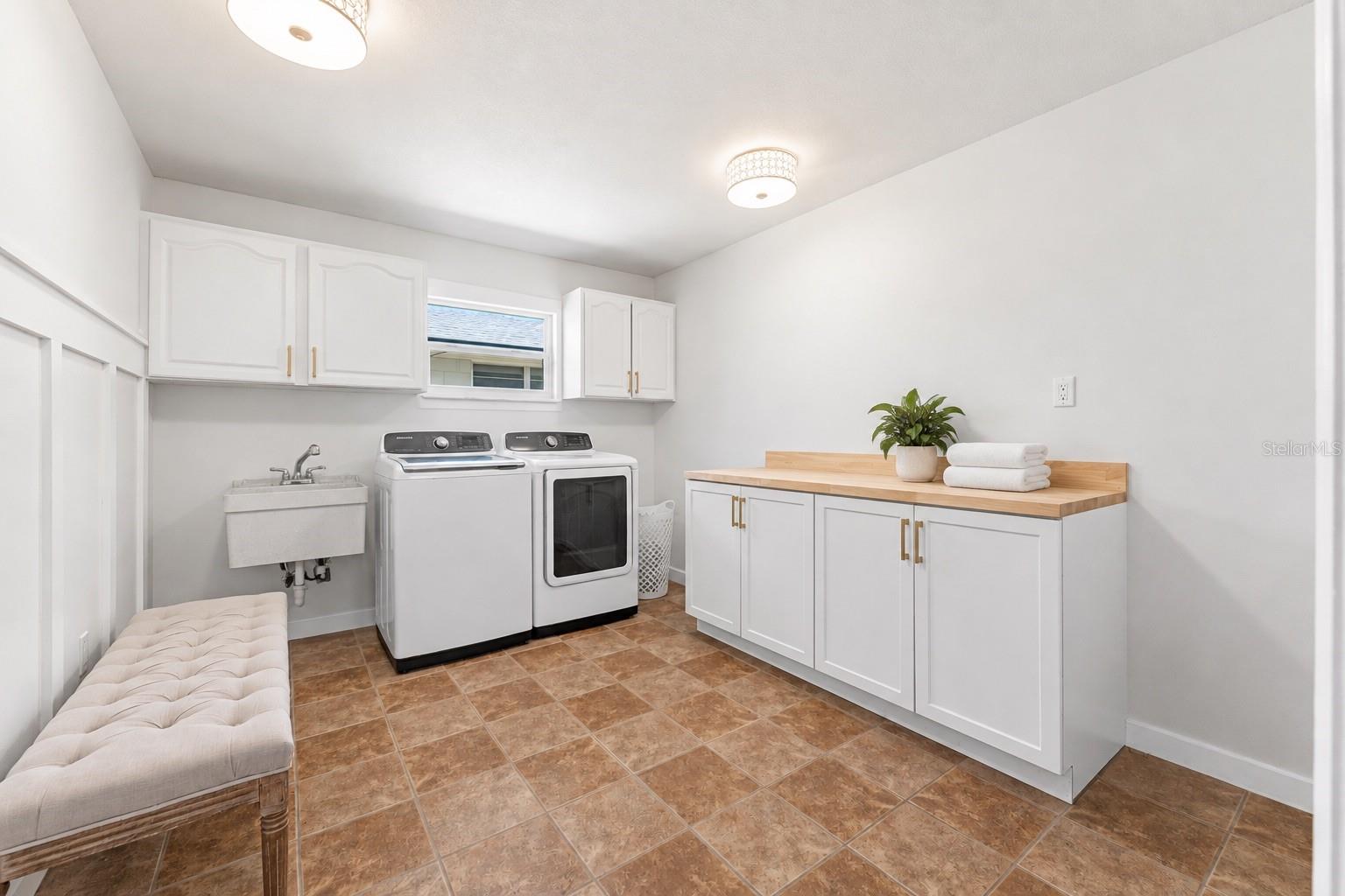 4066 SUMMERWOOD AVENUE, Orlando, FL 32812