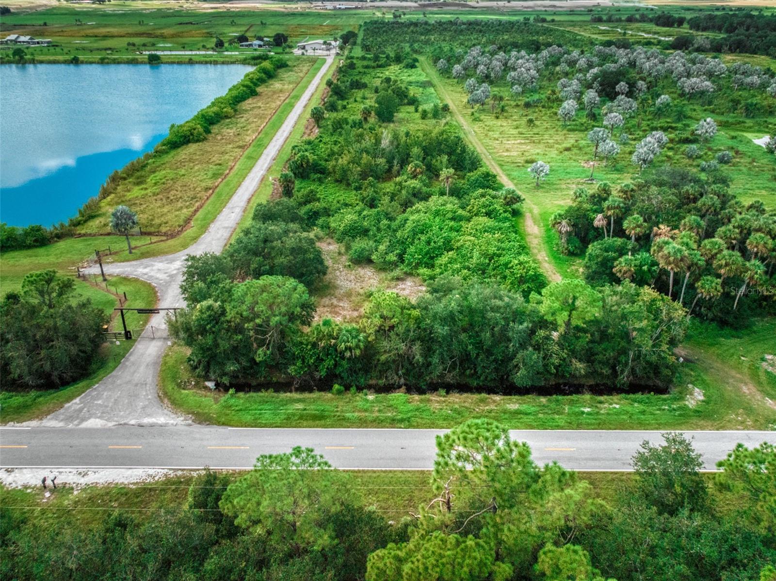 1665 COUNTY ROAD 29, Lake Placid, FL 33852