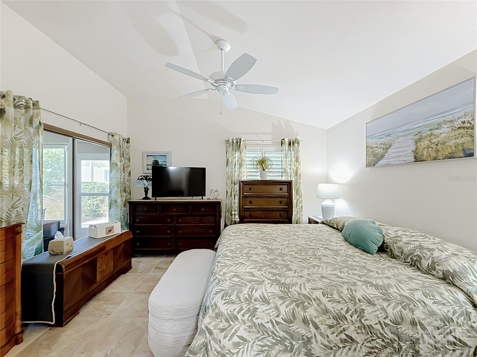 2001 ALTAMONTE WAY, The Villages, FL 32162