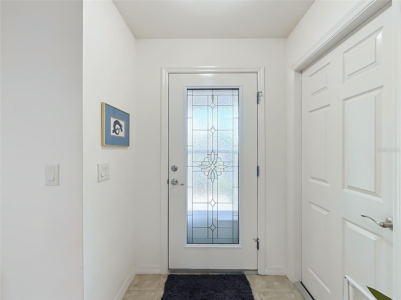 2001 ALTAMONTE WAY, The Villages, FL 32162 2001 ALTAMONTE WAY, The Villages, FL 32162