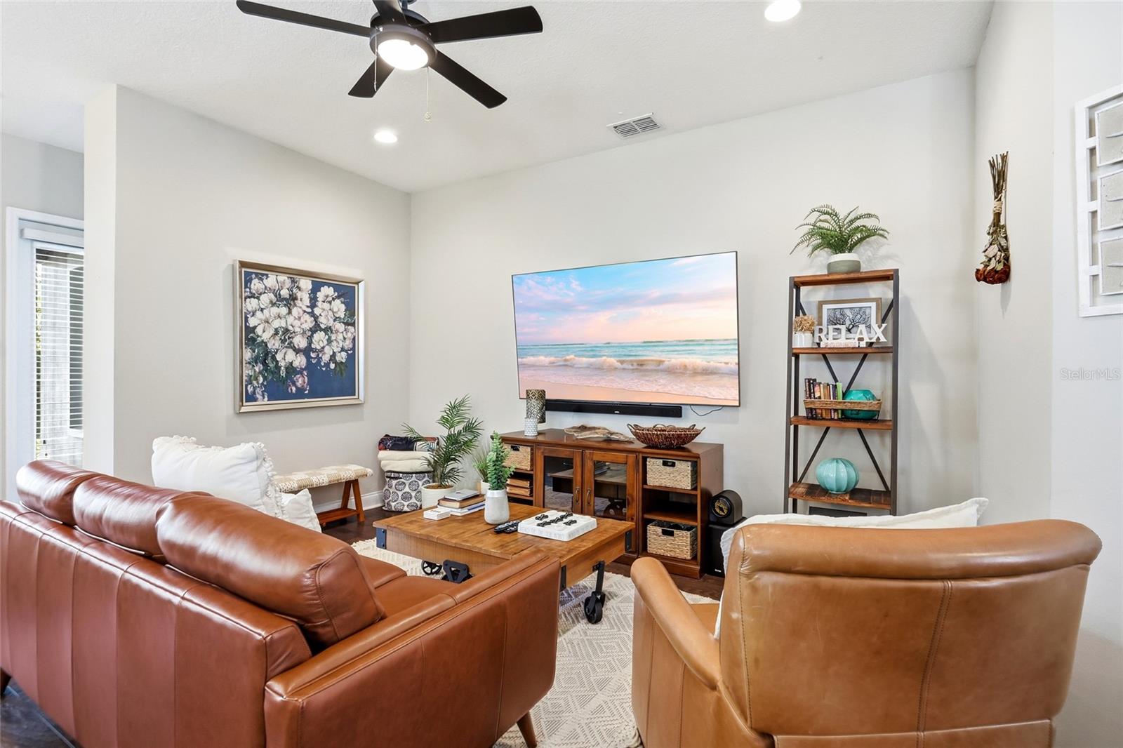 8363 LAUREATE BOULEVARD, Orlando, FL 32827