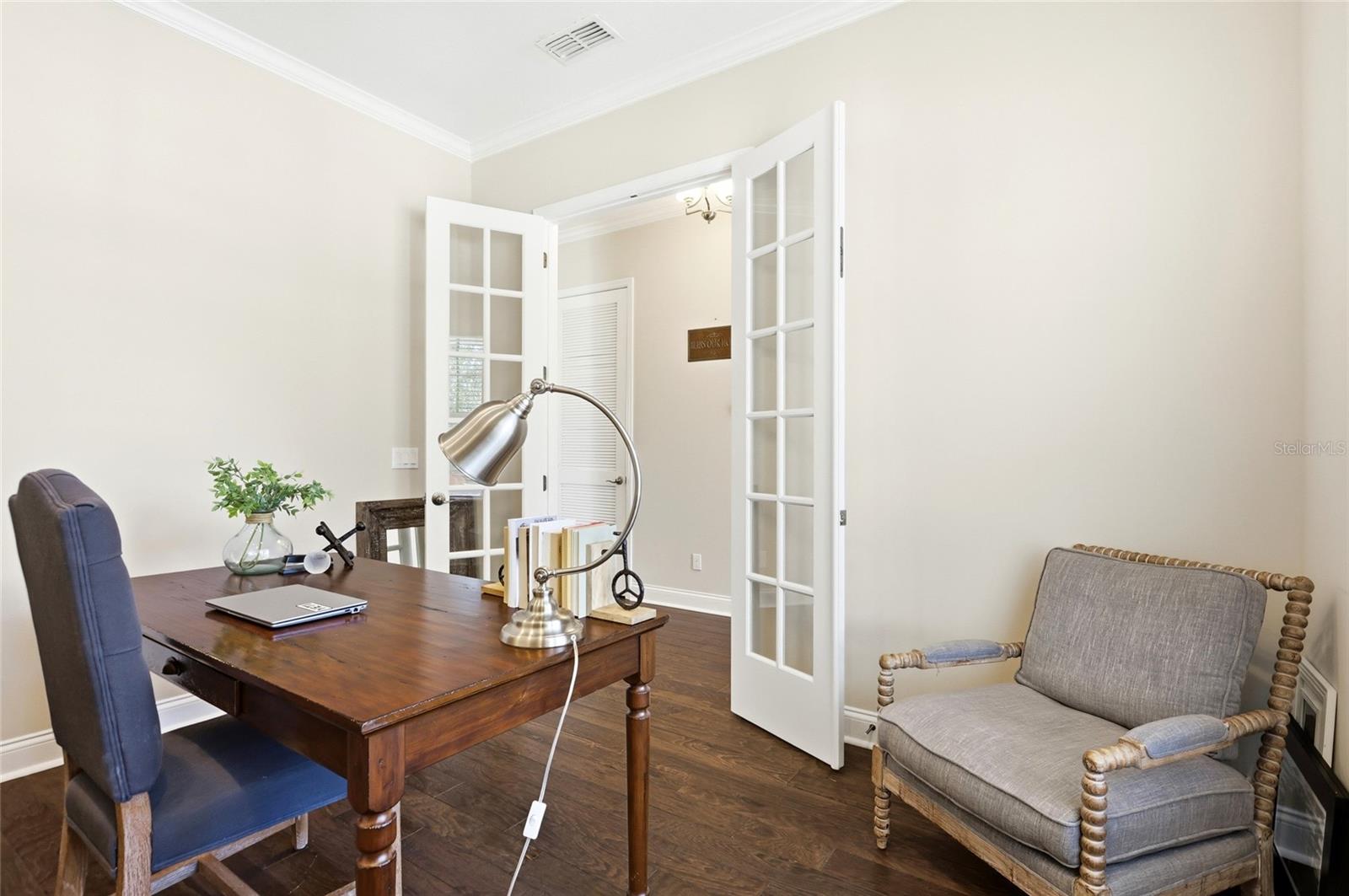 8363 LAUREATE BOULEVARD, Orlando, FL 32827
