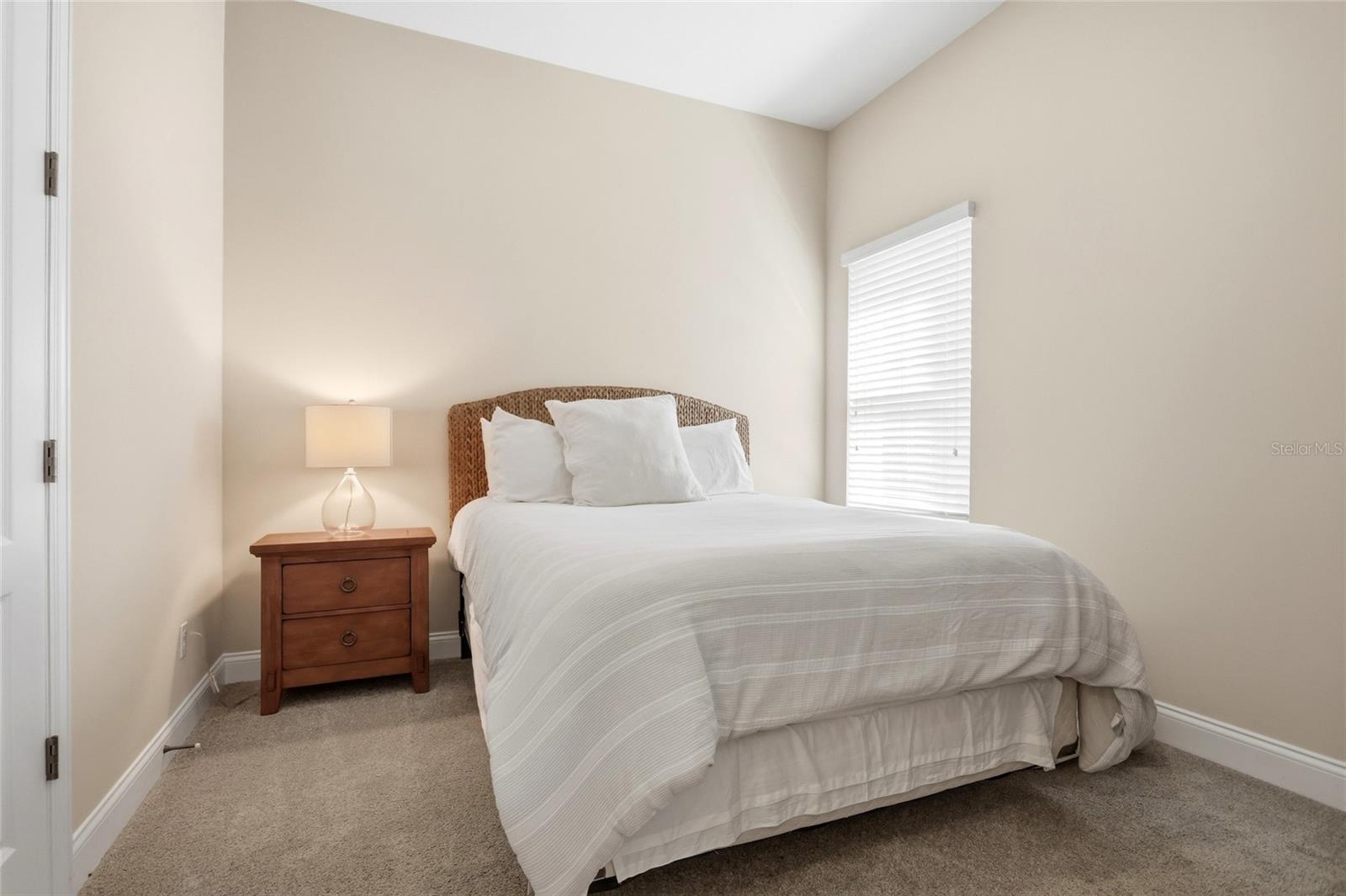 8363 LAUREATE BOULEVARD, Orlando, FL 32827