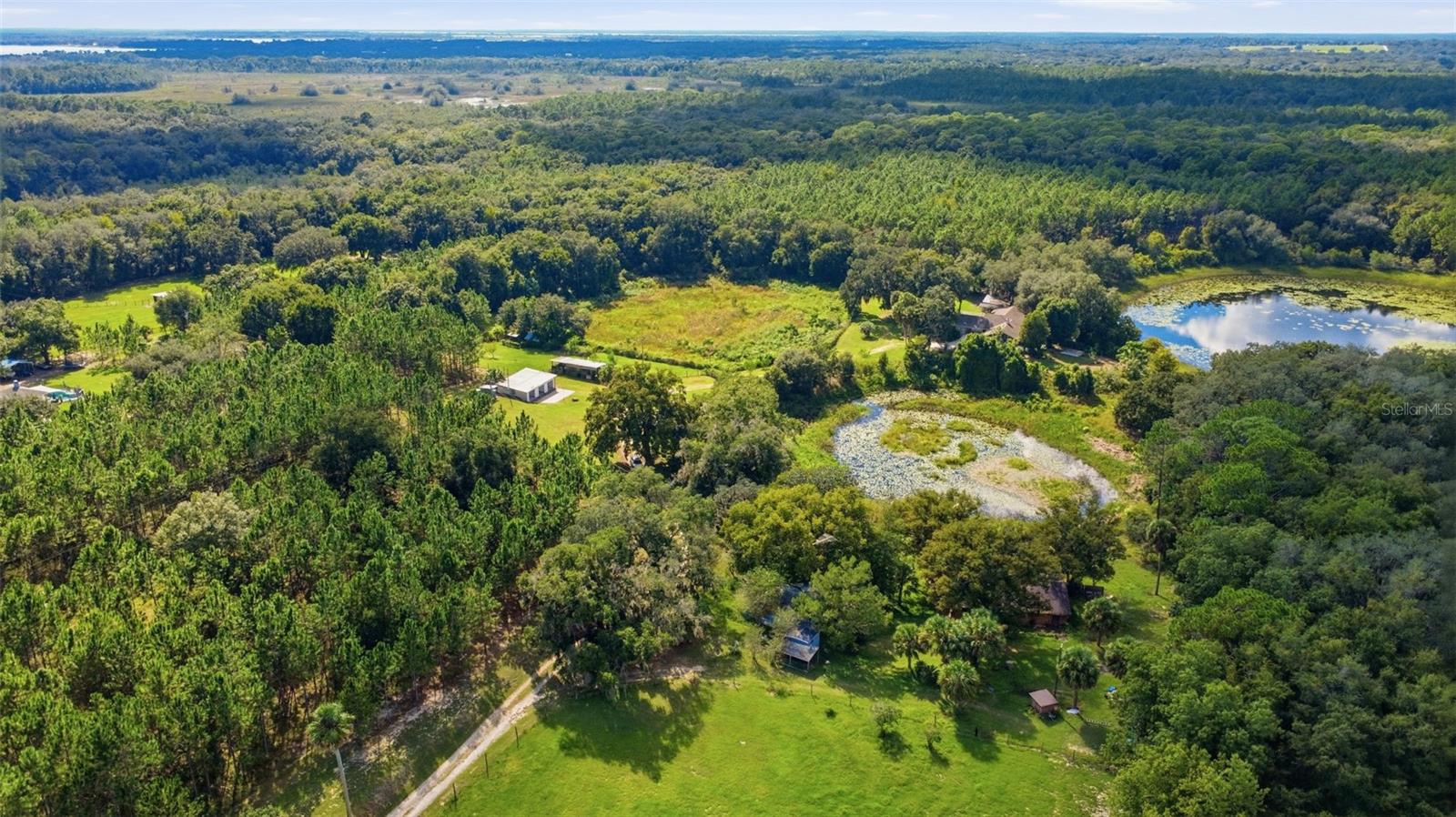 41520 CHARM LAKE DRIVE, Umatilla, FL 32784