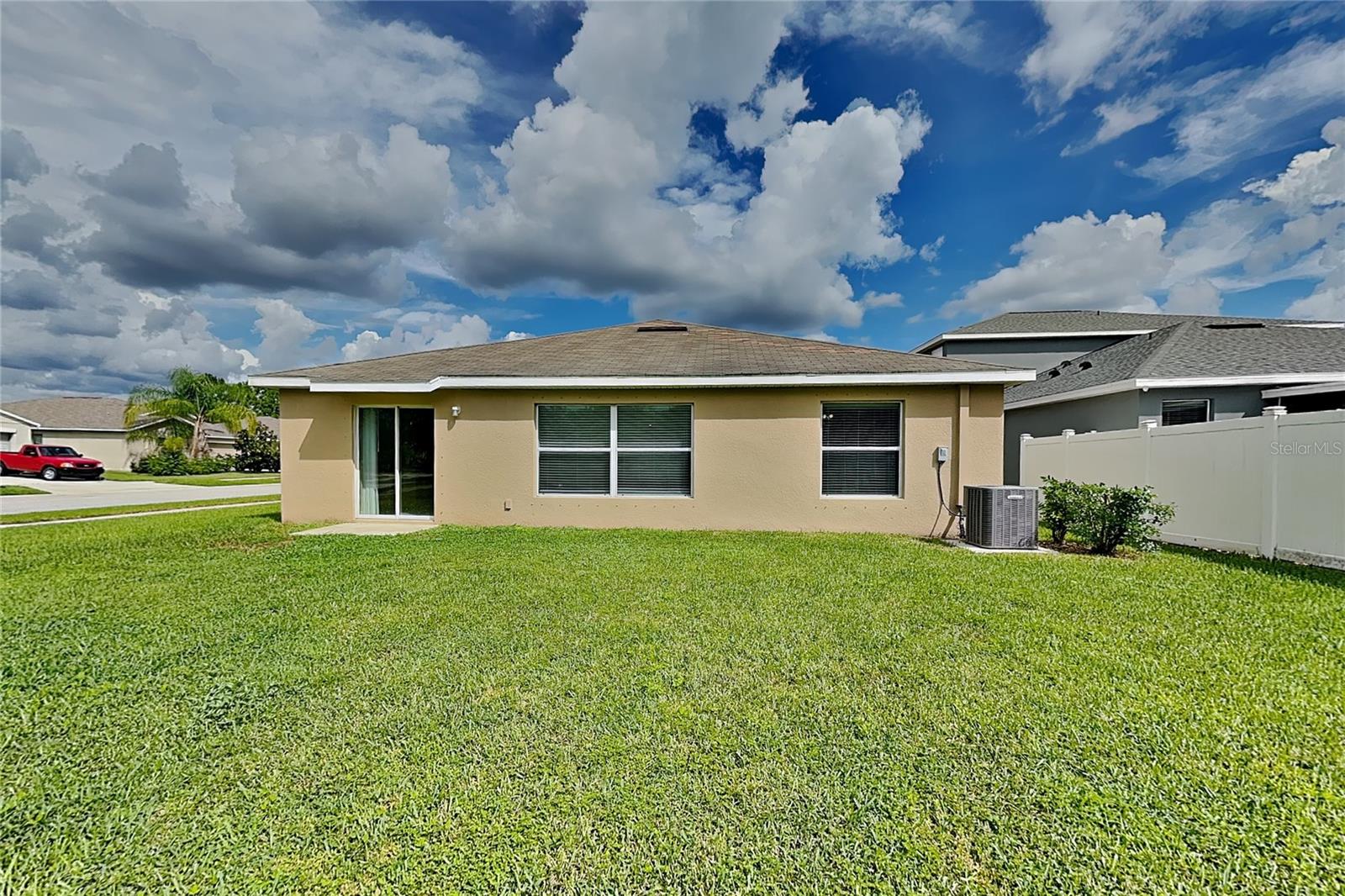 Wimauma, FL 33598