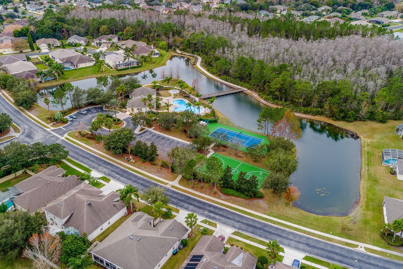 Waterfront amenities, enjoy the view.