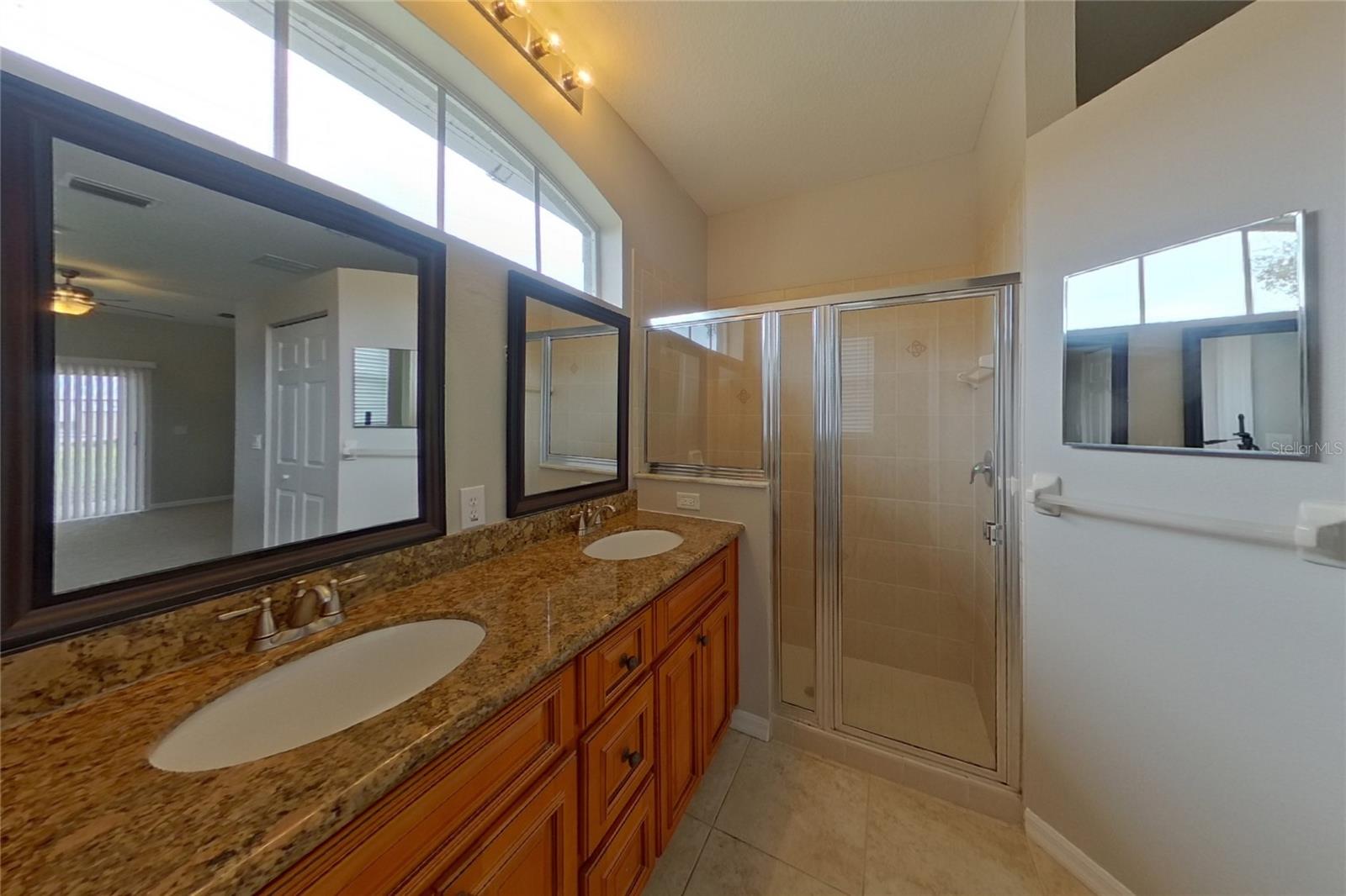Tarpon Springs, FL 34689