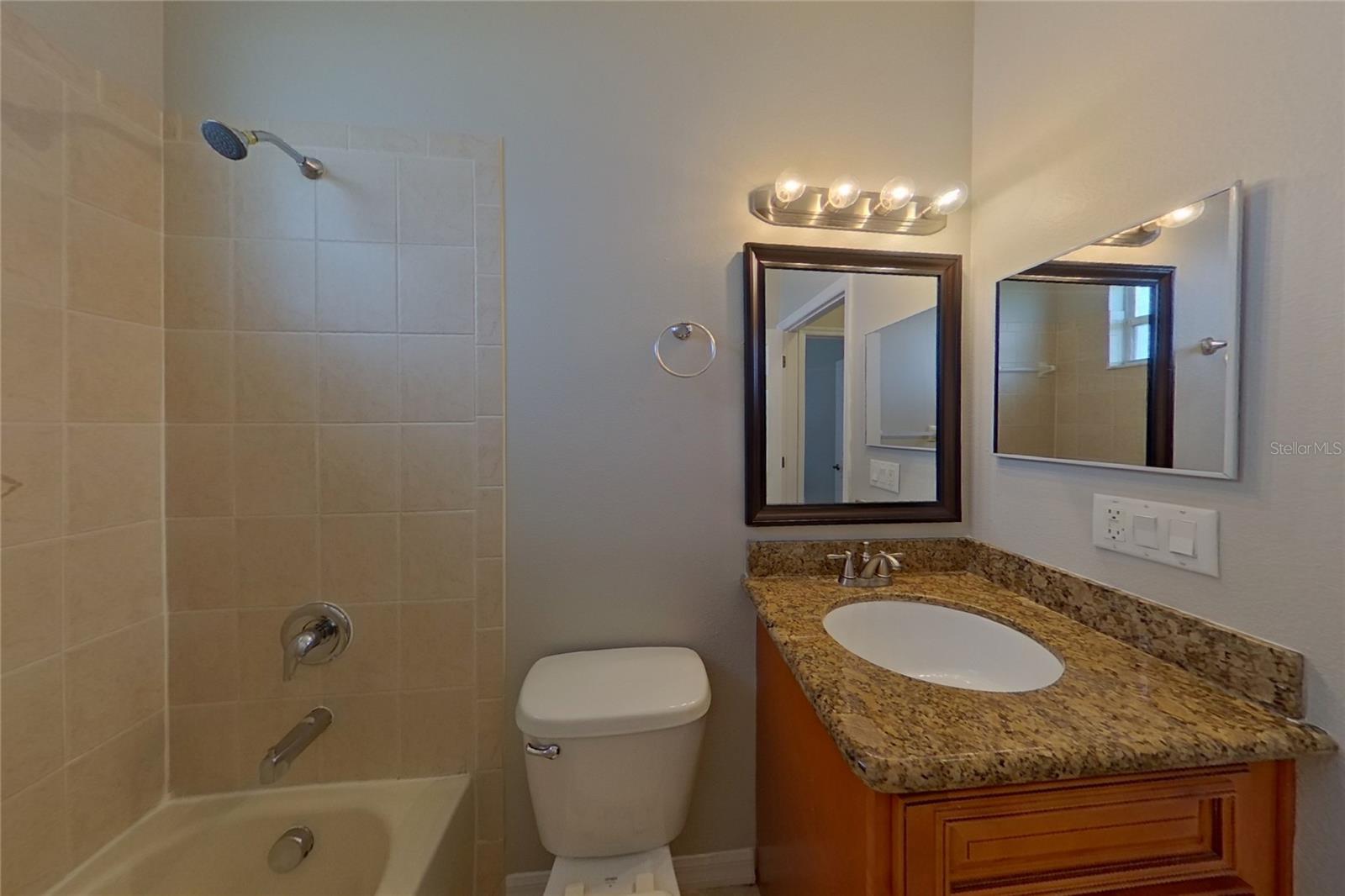 Tarpon Springs, FL 34689