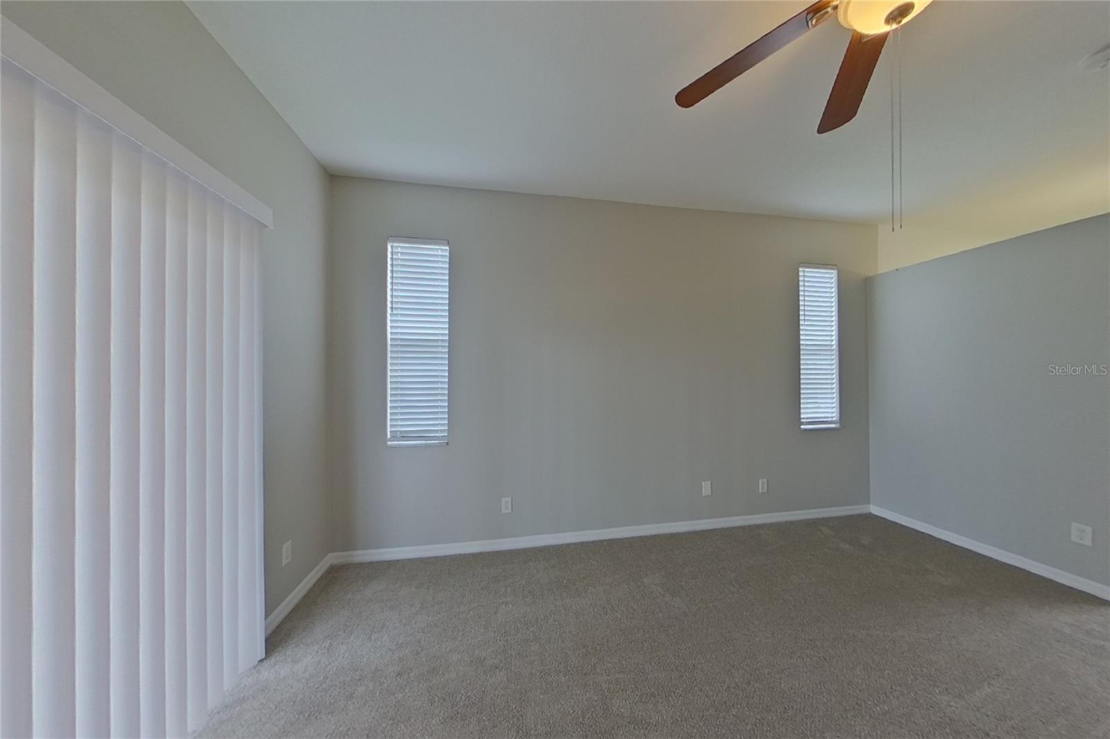 Tarpon Springs, FL 34689