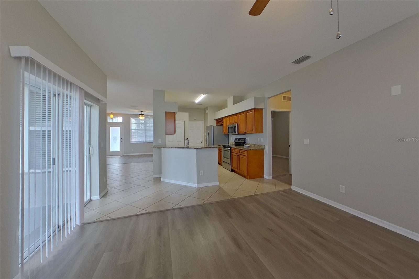 Tarpon Springs, FL 34689
