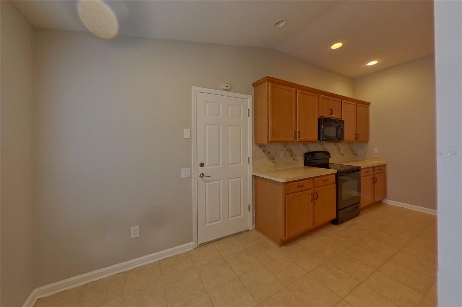 Brooksville, FL 34604