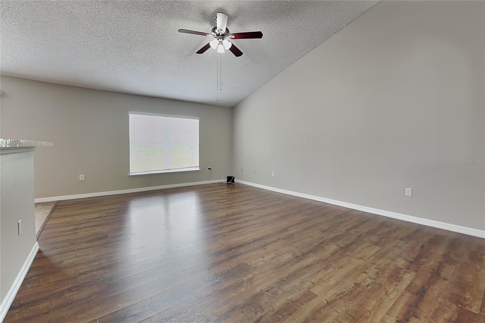 Spring Hill, FL 34606 Spring Hill, FL 34606
