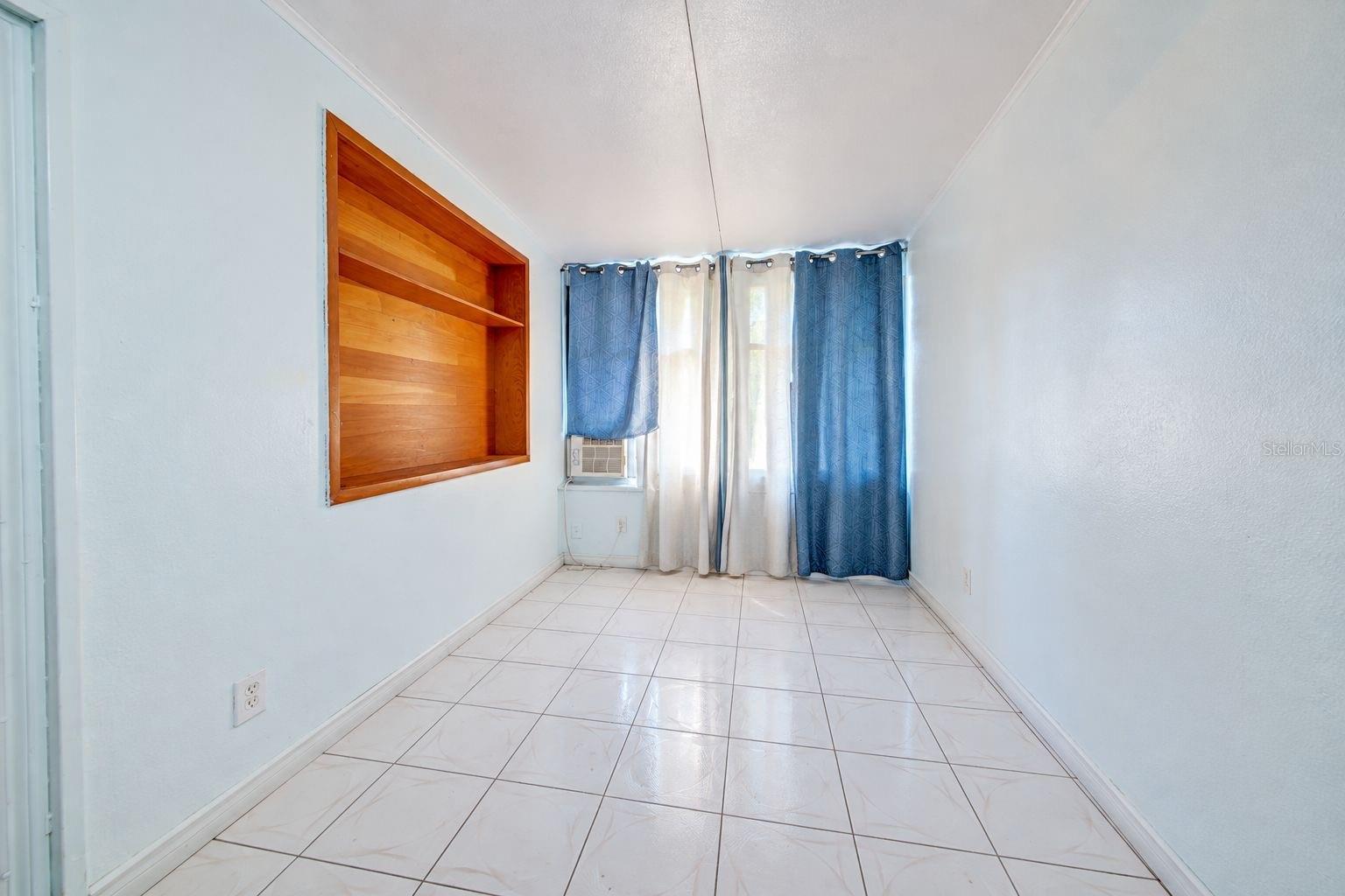 4314 DERBYSHIRE LANE, Orlando, FL 32812