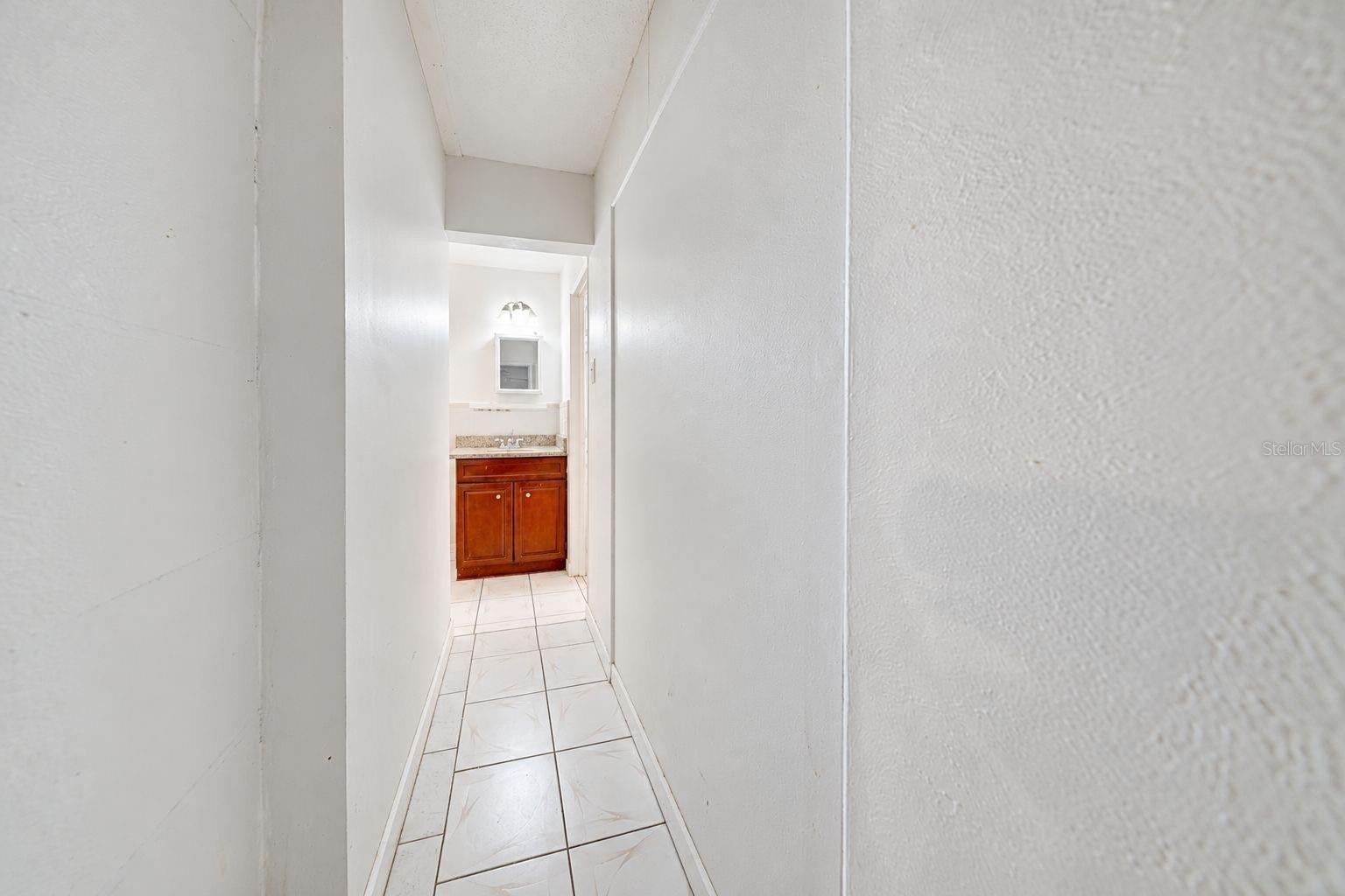 4314 DERBYSHIRE LANE, Orlando, FL 32812