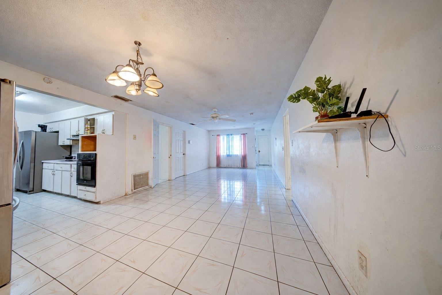 4314 DERBYSHIRE LANE, Orlando, FL 32812