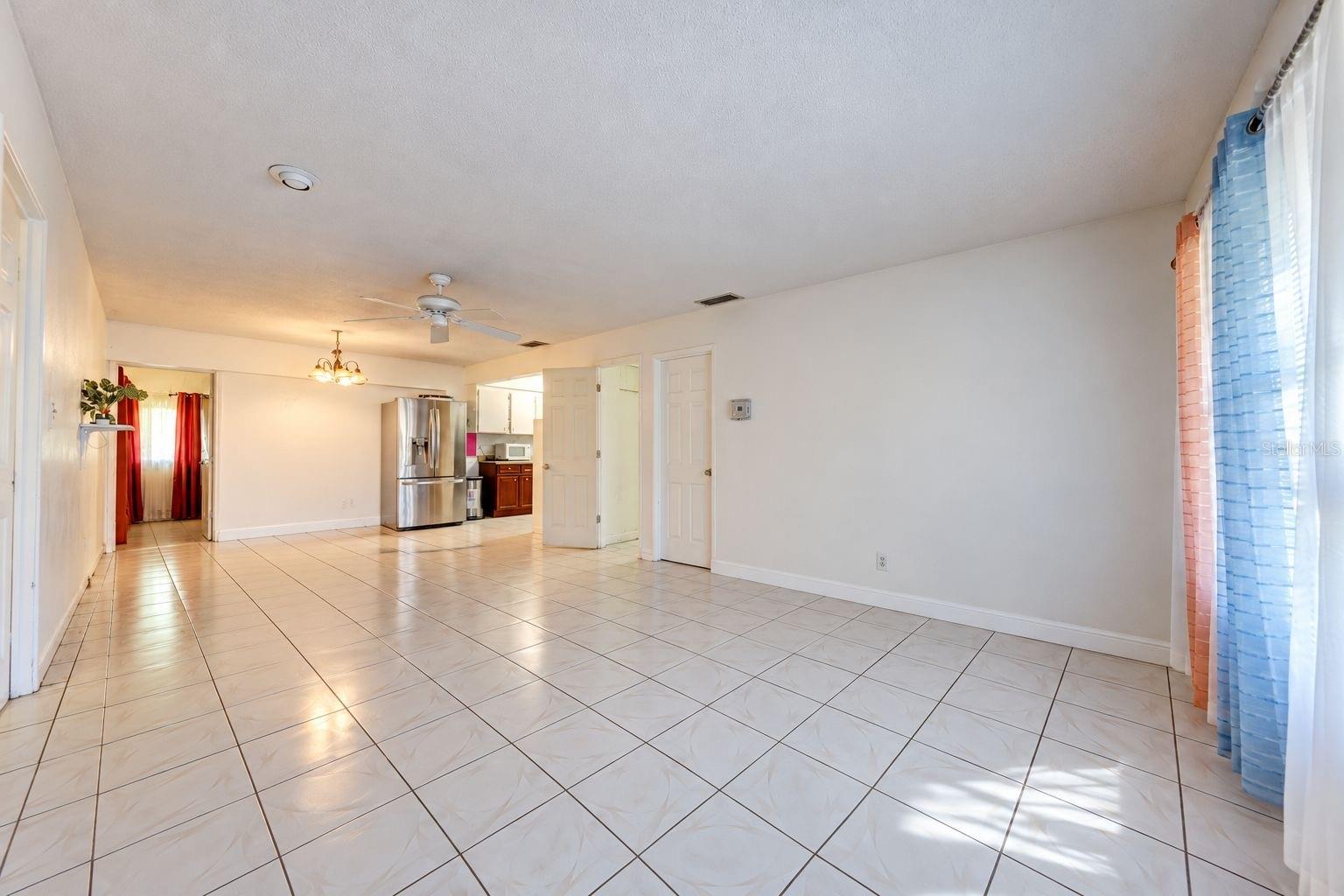 4314 DERBYSHIRE LANE, Orlando, FL 32812