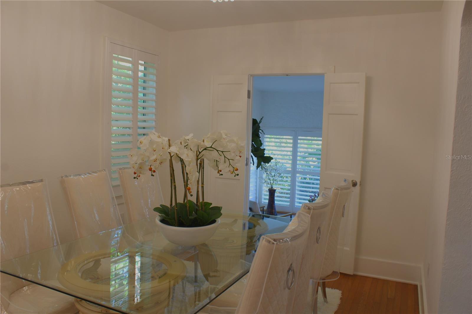 908 S SUMMERLIN AVENUE, Orlando, FL 32806