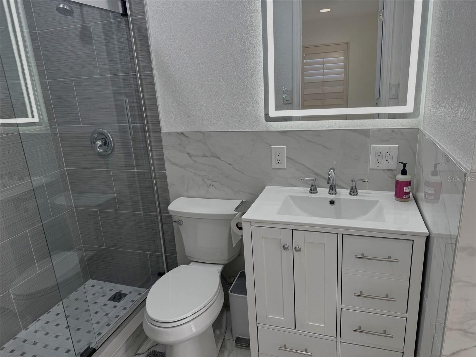 908 S SUMMERLIN AVENUE, Orlando, FL 32806