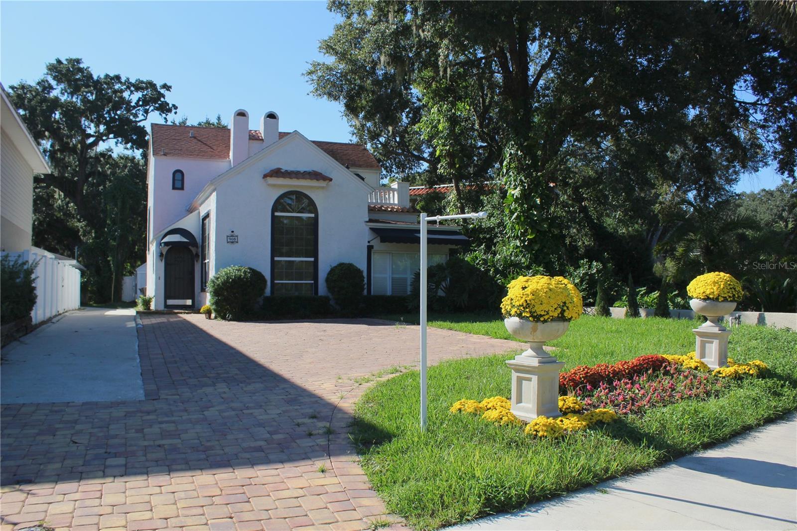 908 S SUMMERLIN AVENUE, Orlando, FL 32806