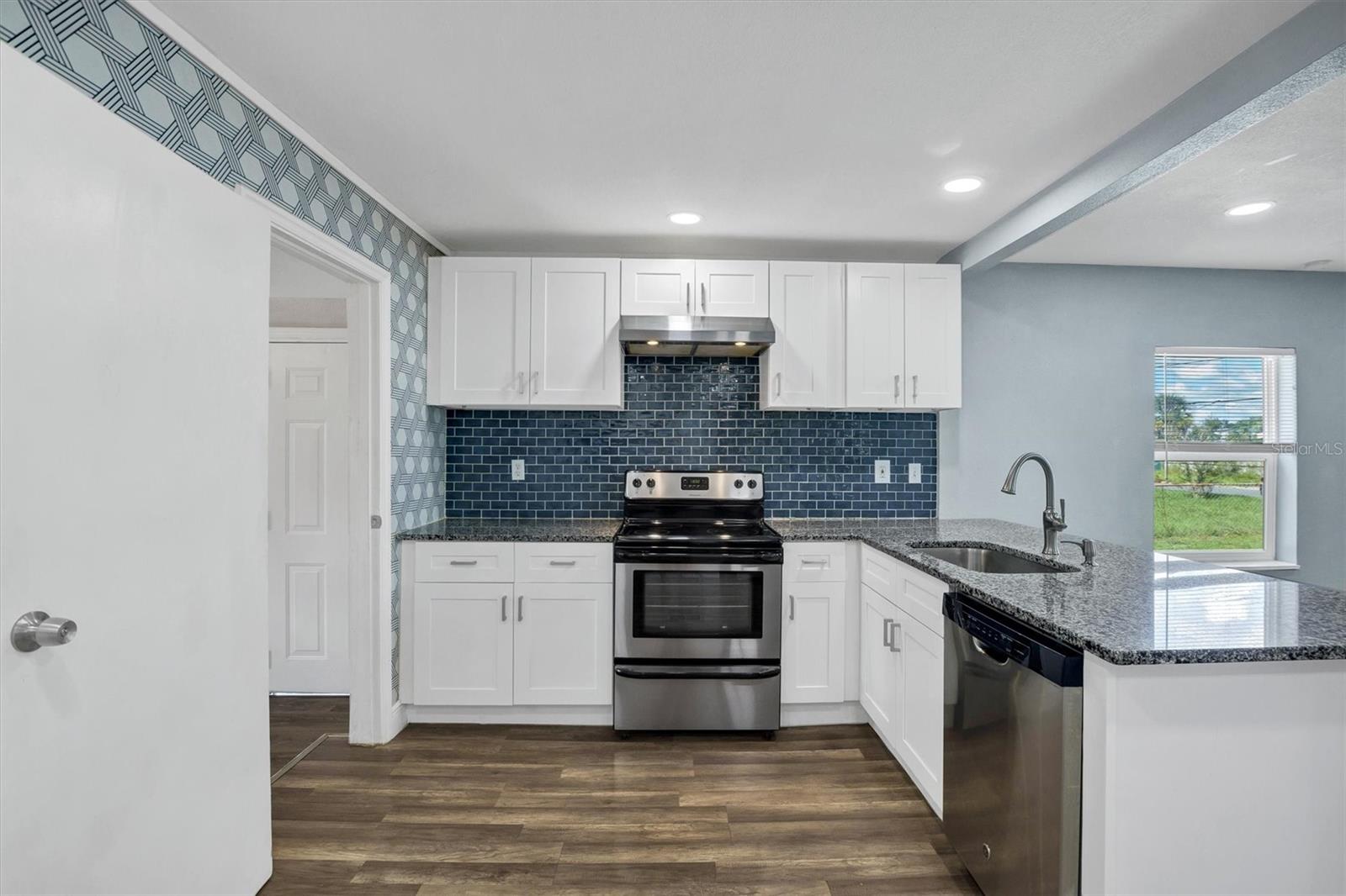 2014 W HICKORY STREET, Lakeland, FL 33815