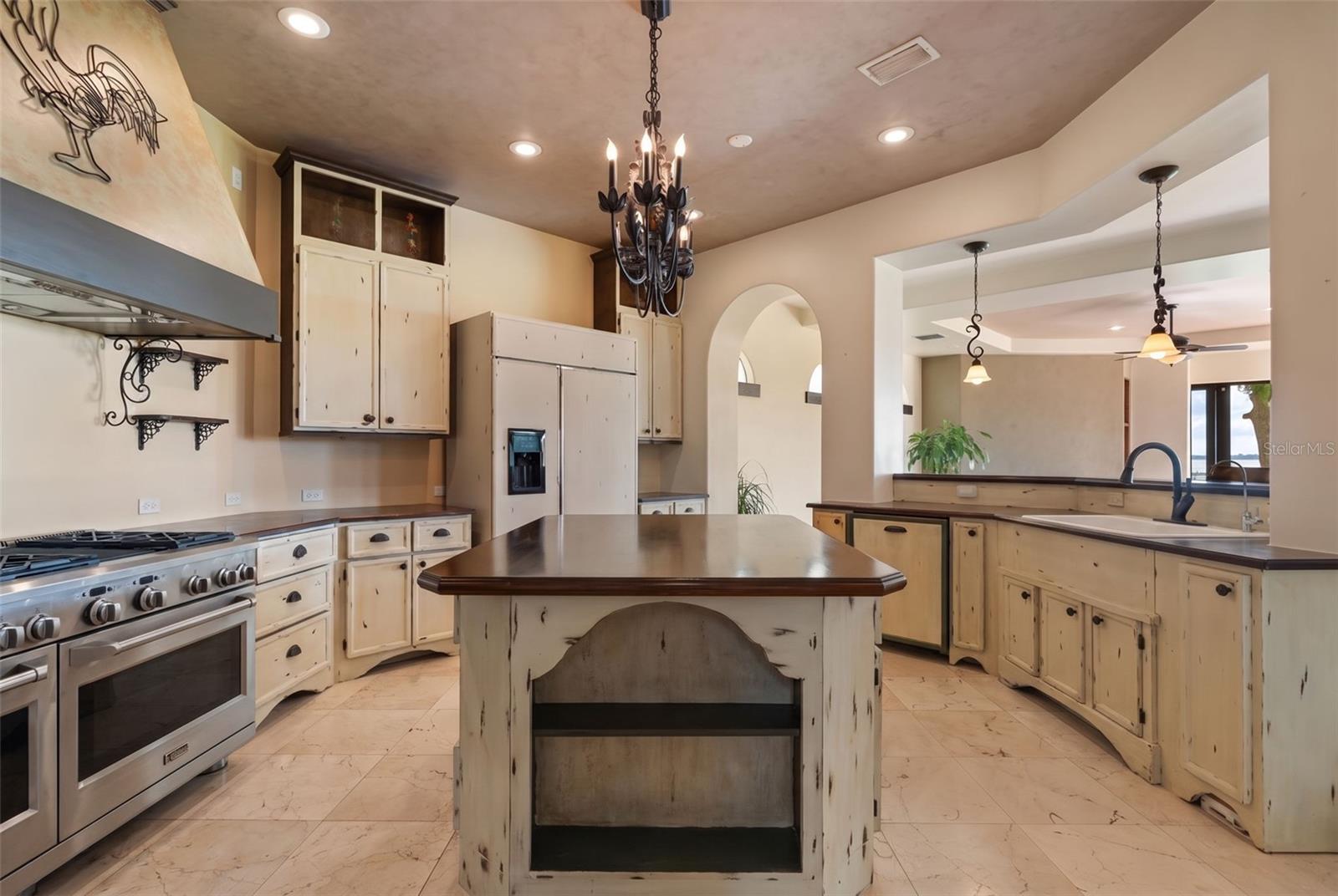 10226 WITTENBERG WAY, Orlando, FL 32832