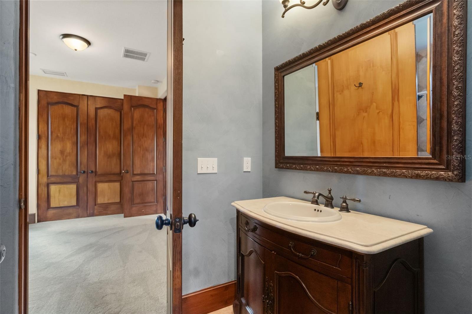 10226 WITTENBERG WAY, Orlando, FL 32832