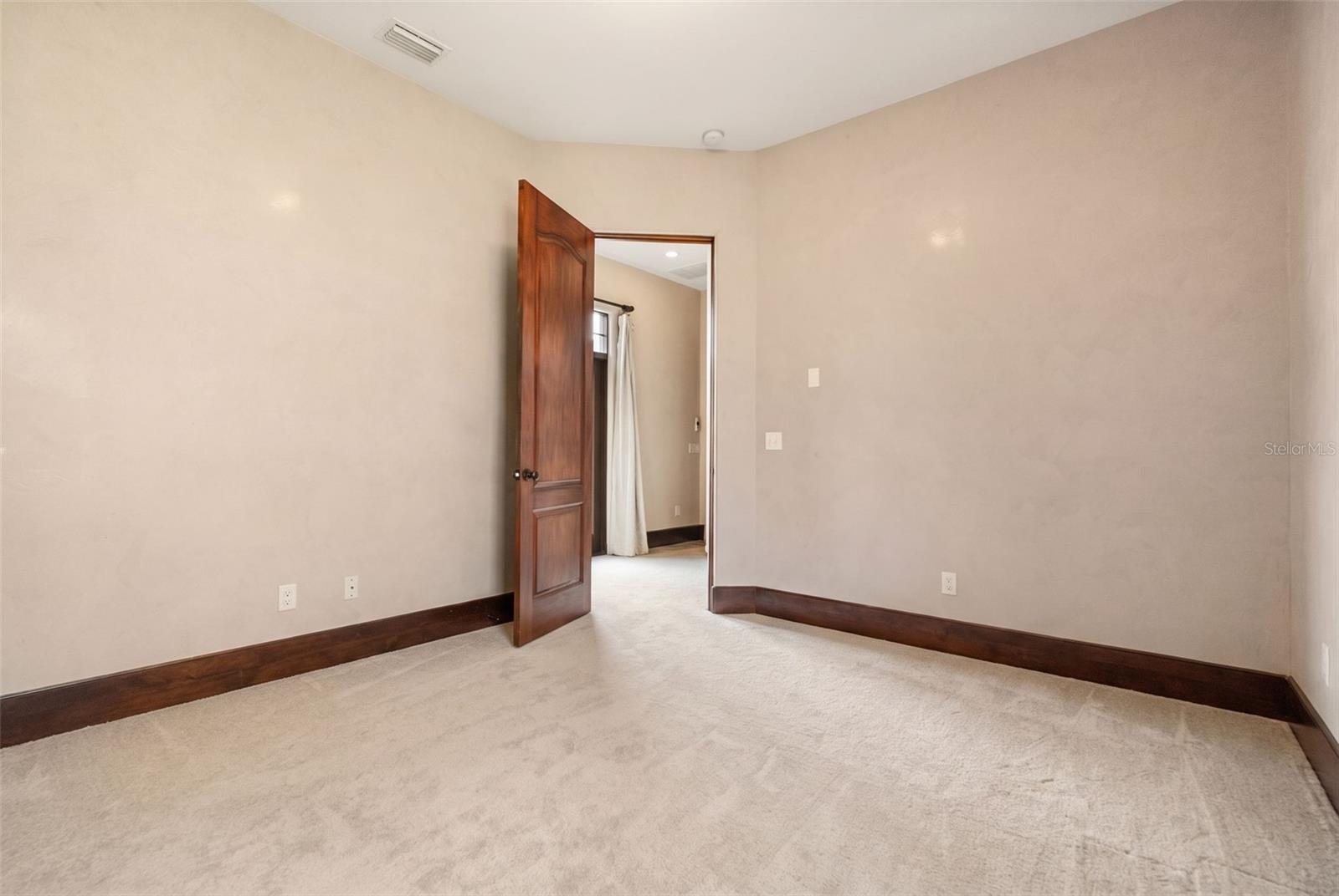 10226 WITTENBERG WAY, Orlando, FL 32832