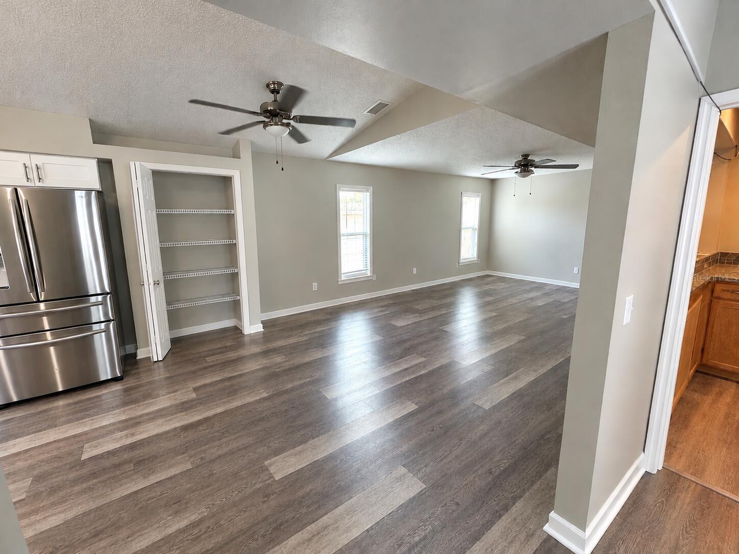 22 CYPRESS DRIVE, Palm Harbor, FL 34684 22 CYPRESS DRIVE, Palm Harbor, FL 34684