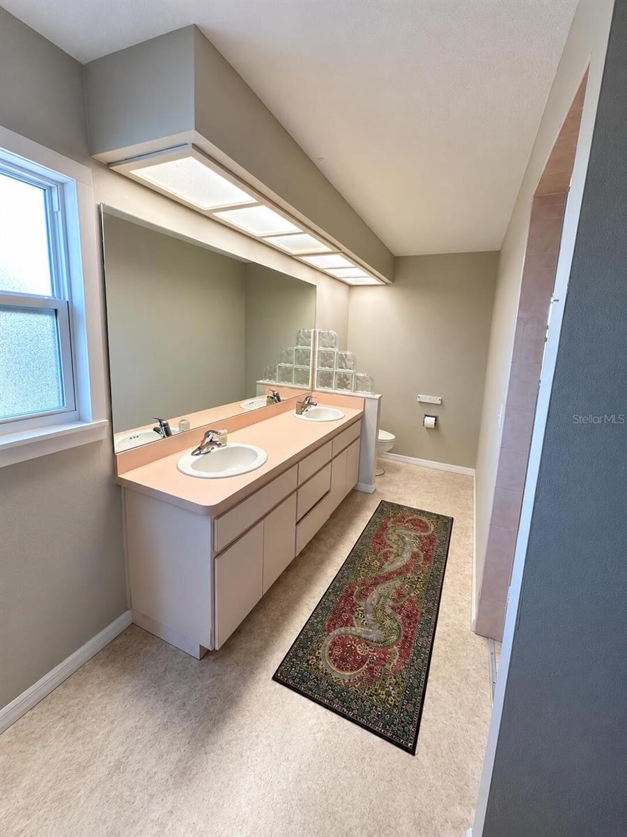 22 CYPRESS DRIVE, Palm Harbor, FL 34684