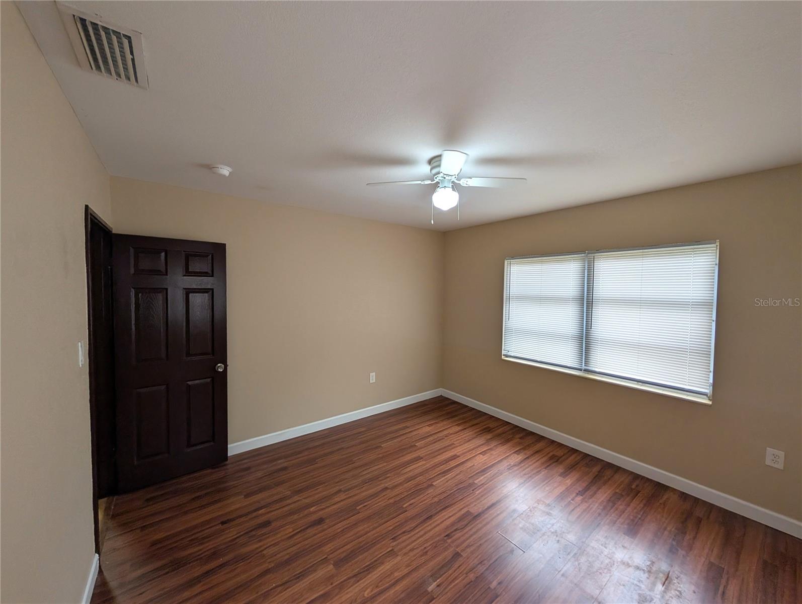 2001 E ROBSON STREET, Tampa, FL 33610