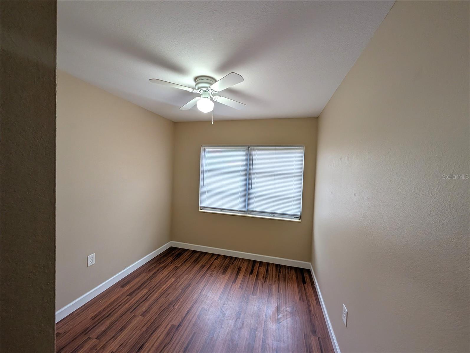 2001 E ROBSON STREET, Tampa, FL 33610