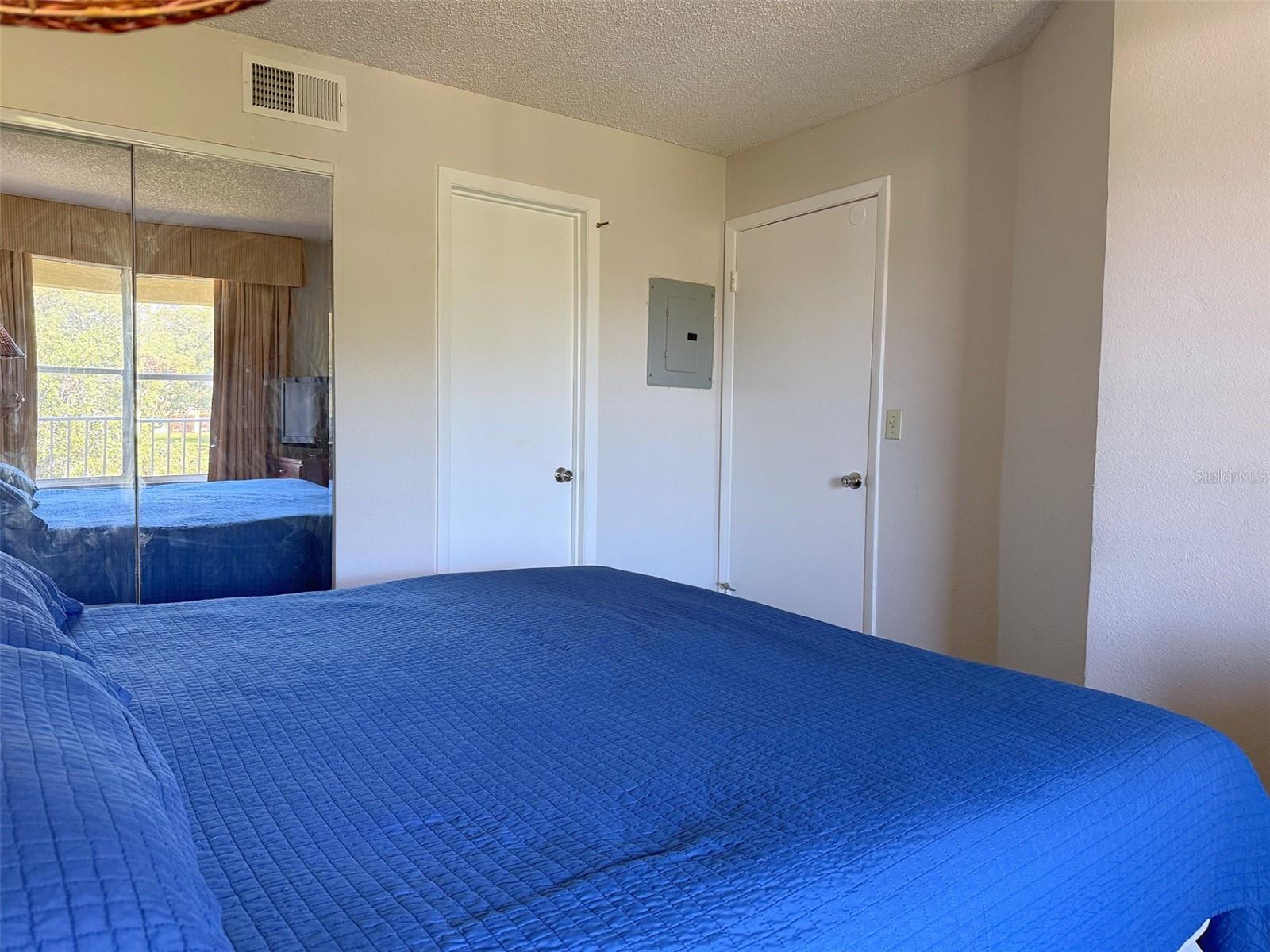 6337 PARC CORNICHE DRIVE, #2305, Orlando, FL 32821