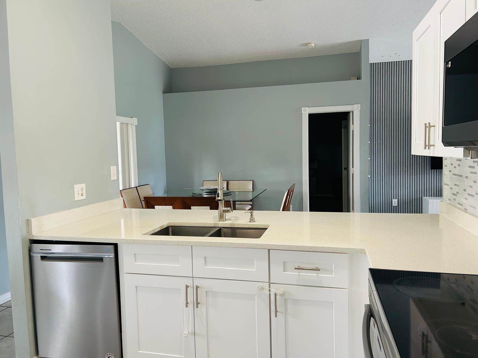 2833 WOODRUFF DRIVE, Orlando, FL 32837