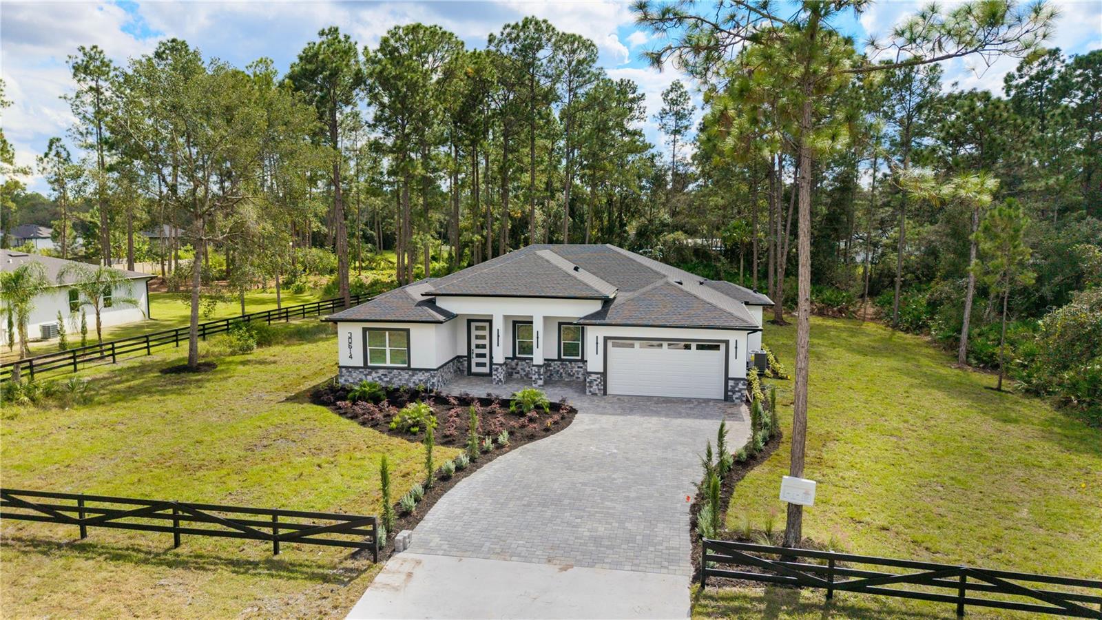 30614 QUINCE AVENUE, Eustis, FL 32736