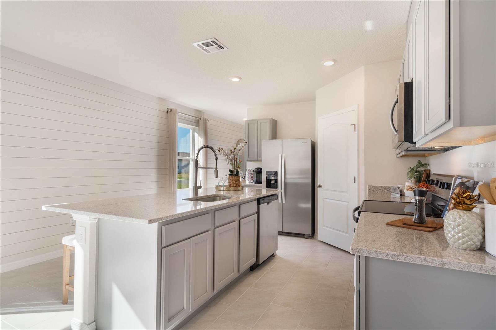 4561 BARBERRY AVENUE, Lakeland, FL 33811