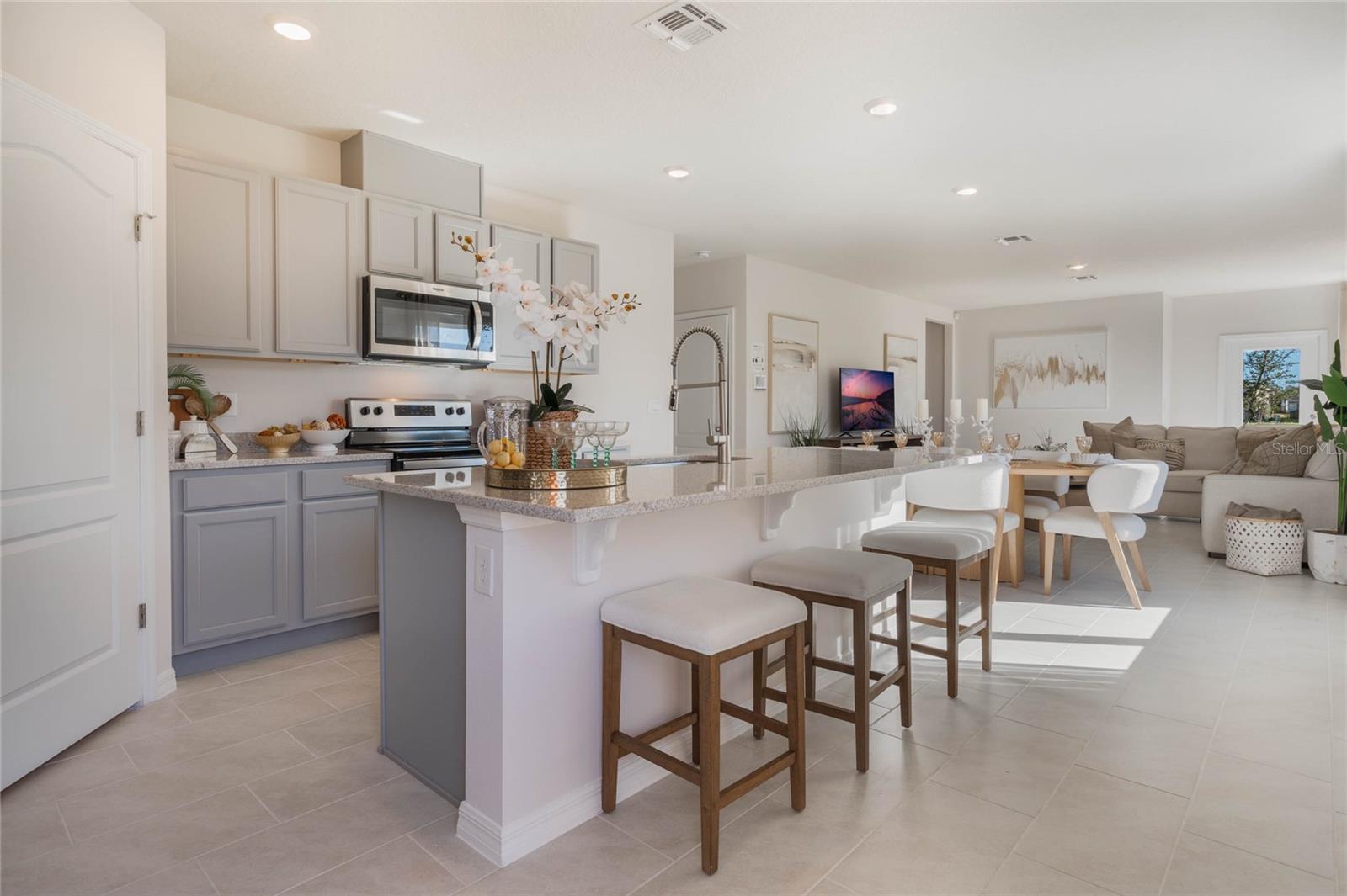 4561 BARBERRY AVENUE, Lakeland, FL 33811