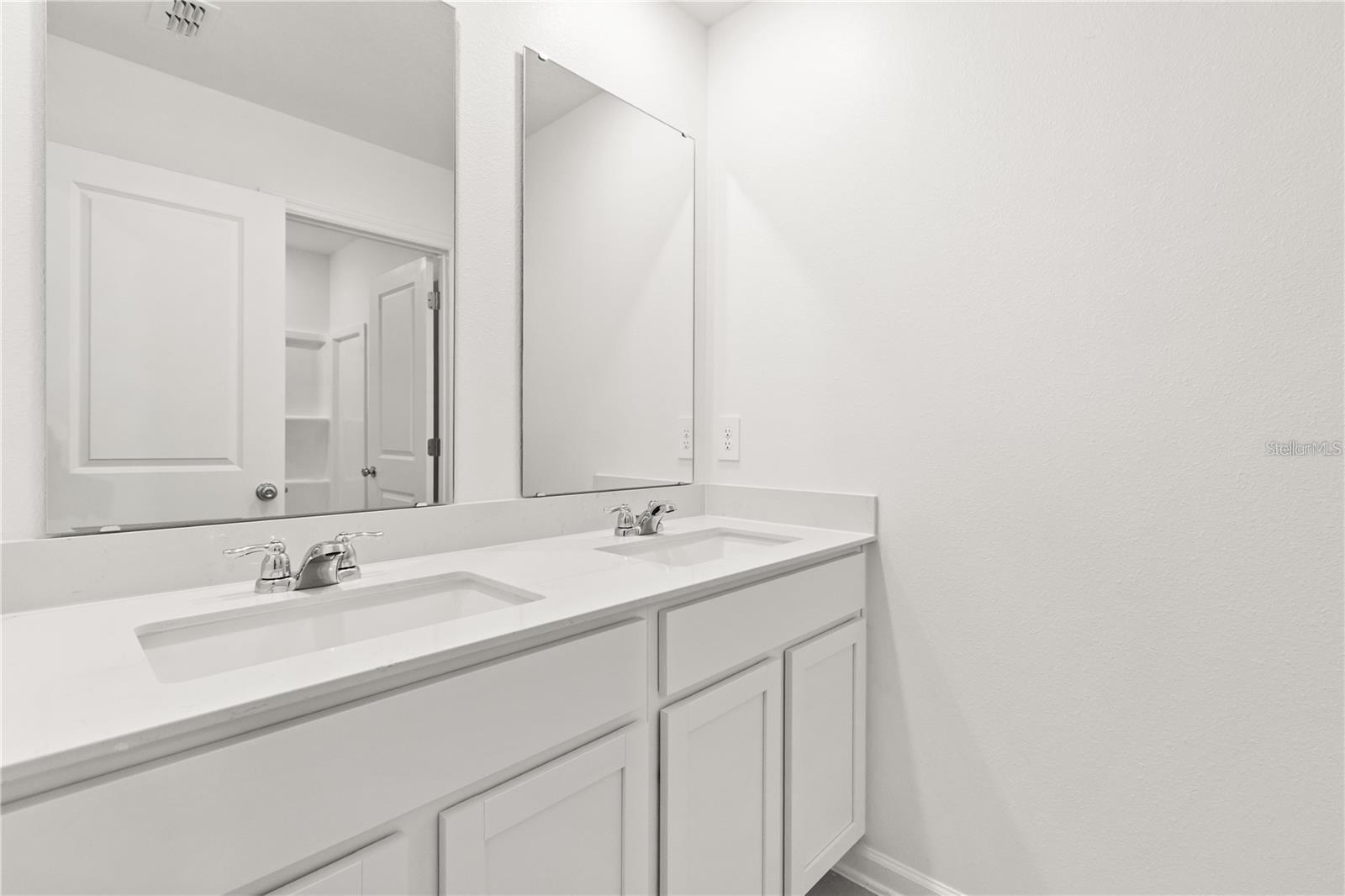 4658 GOLDEN KNIGHT BOULEVARD, Kissimmee, FL 34746