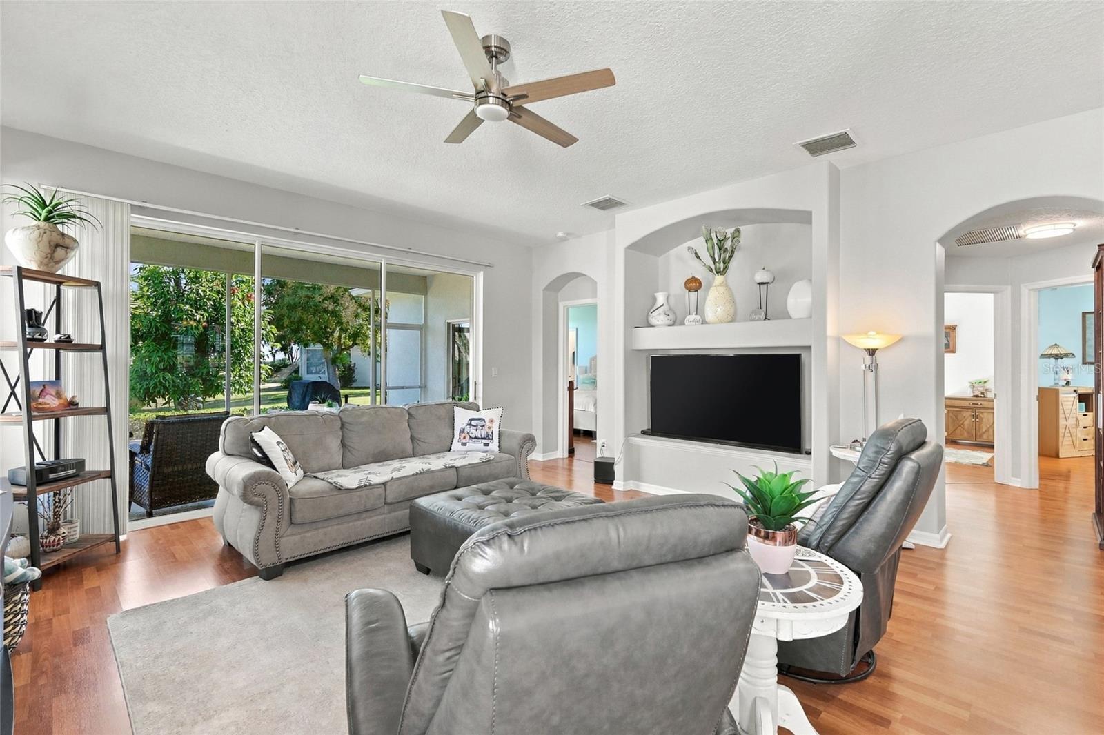 5604 GULF STREAM STREET, Tavares, FL 32778
