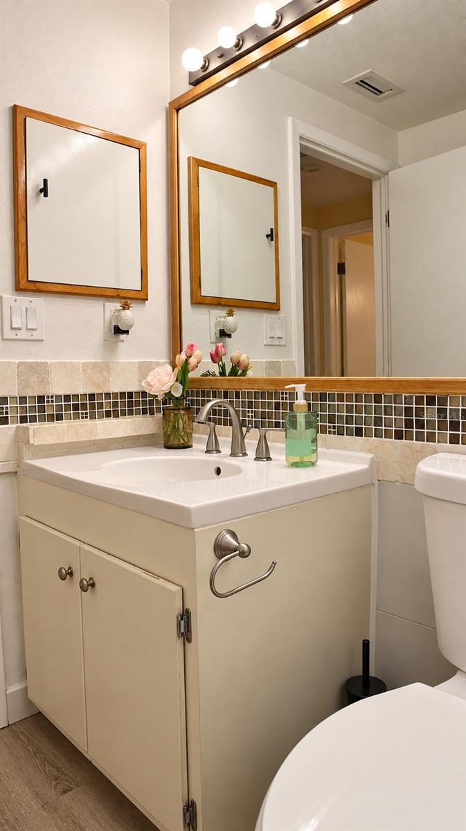 6526 3RD AVENUE S, St Petersburg, FL 33707