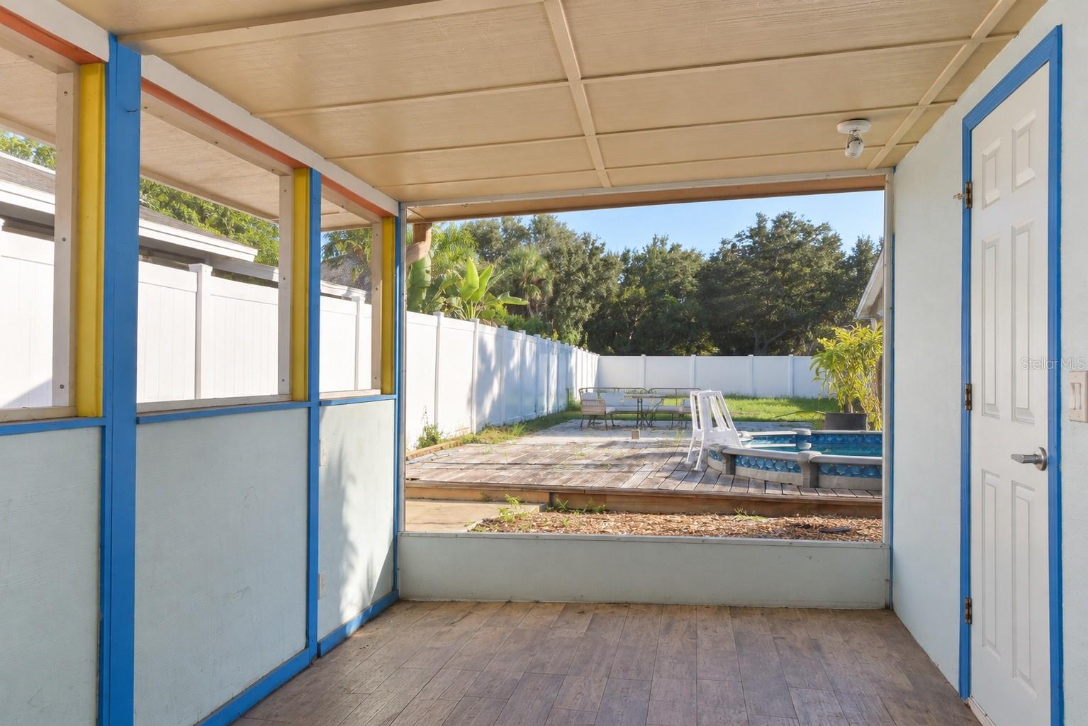 6526 3RD AVENUE S, St Petersburg, FL 33707