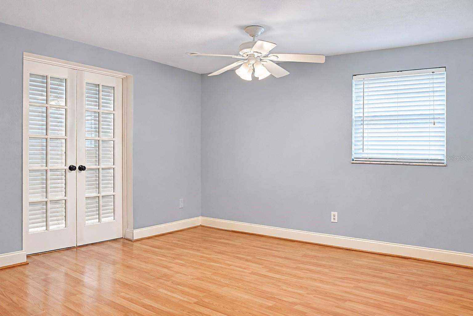 6526 3RD AVENUE S, St Petersburg, FL 33707