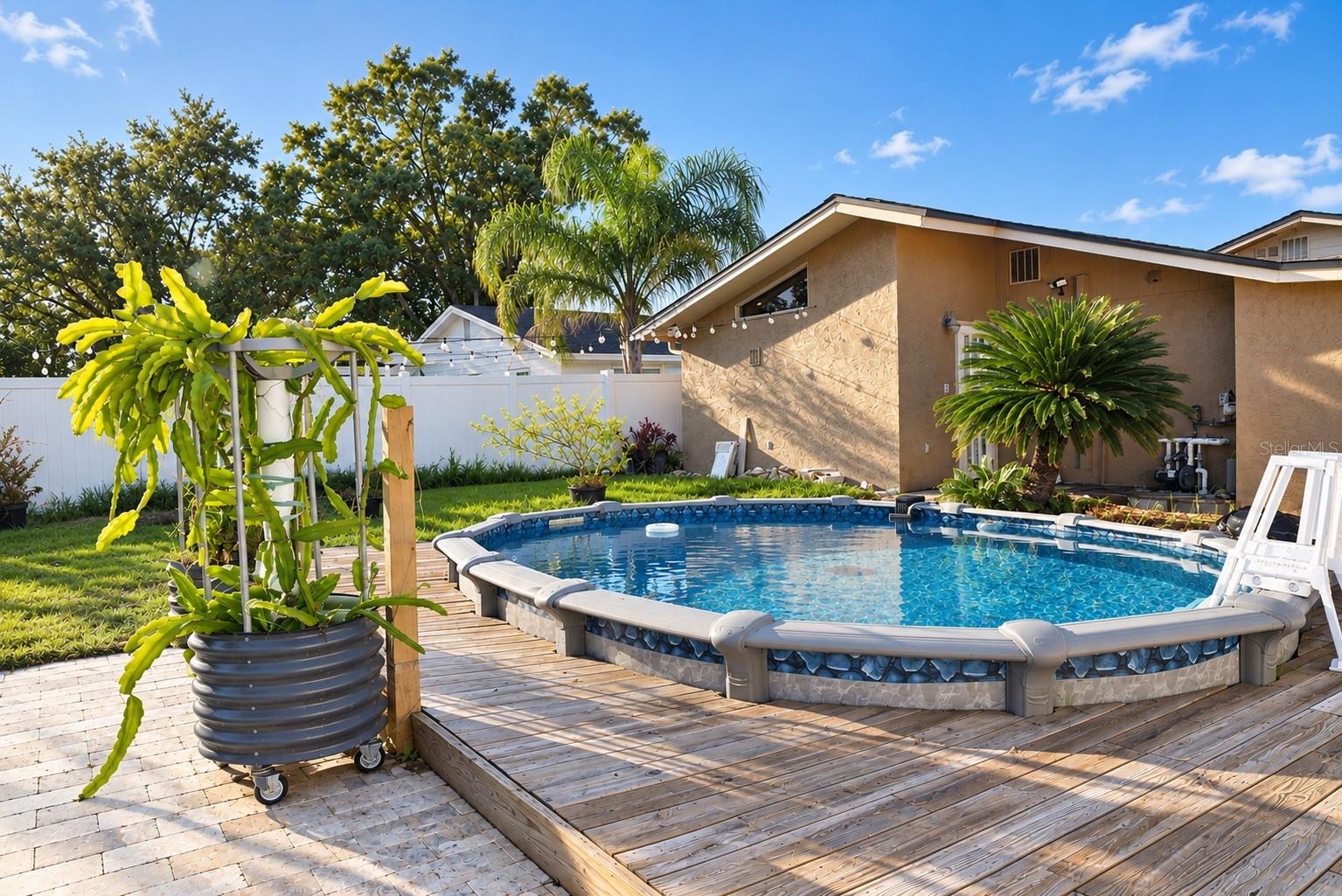 6526 3RD AVENUE S, St Petersburg, FL 33707