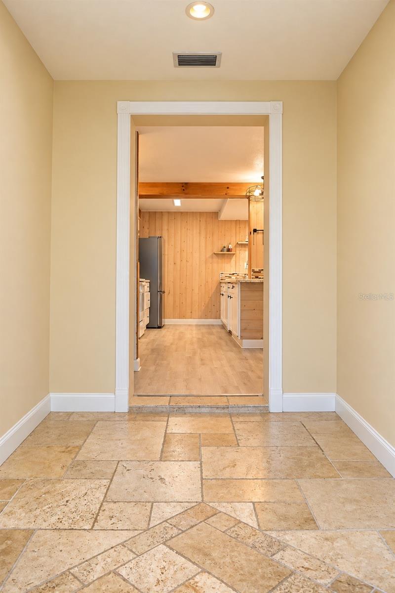 6526 3RD AVENUE S, St Petersburg, FL 33707