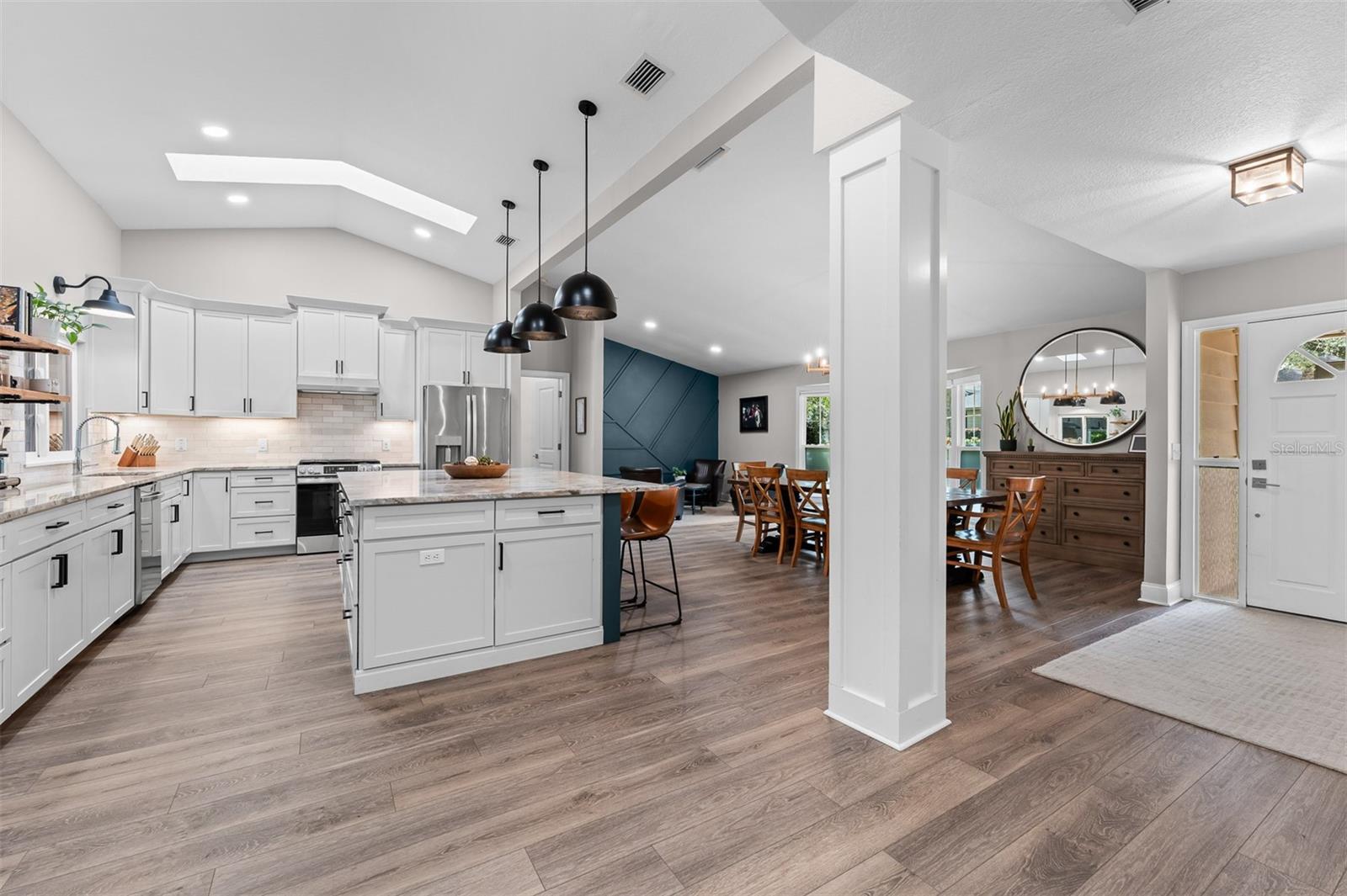 2001 HIDDEN PINE LANE, Apopka, FL 32712