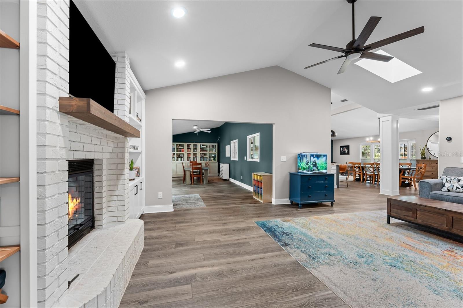 2001 HIDDEN PINE LANE, Apopka, FL 32712