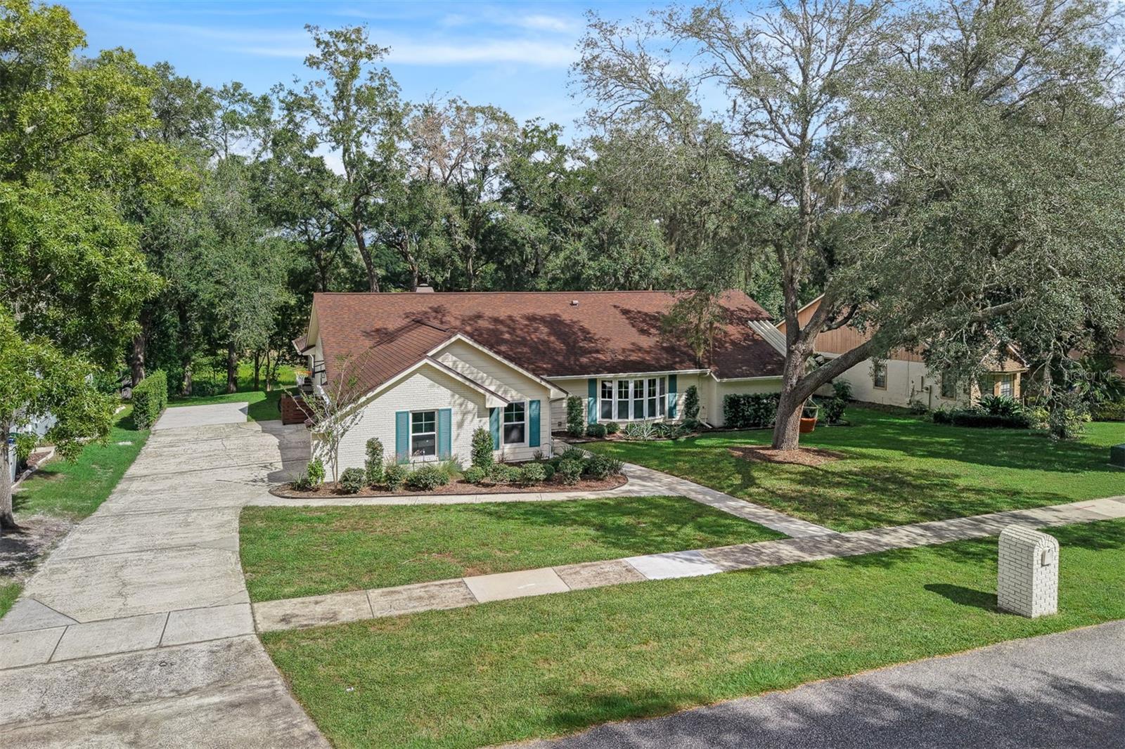 2001 HIDDEN PINE LANE, Apopka, FL 32712