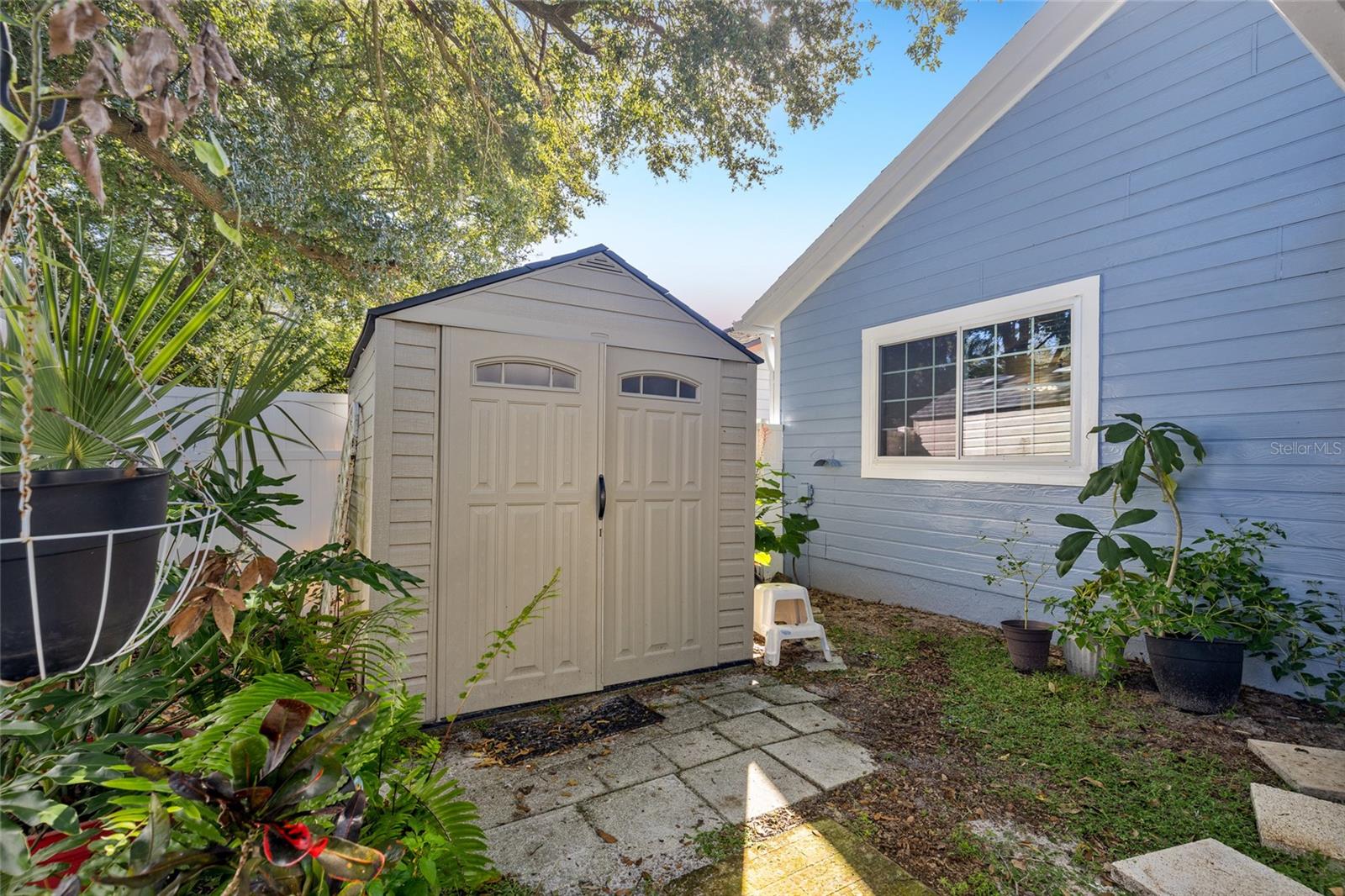 577 PORTLAND CIRCLE, Apopka, FL 32703